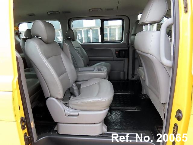  Hyundai / Grand Starex Stock No. 20065